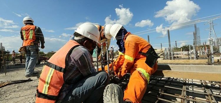 Empresas reclutan 600 obreros de Tamaulipas para obras en Monterrey y Tabasco