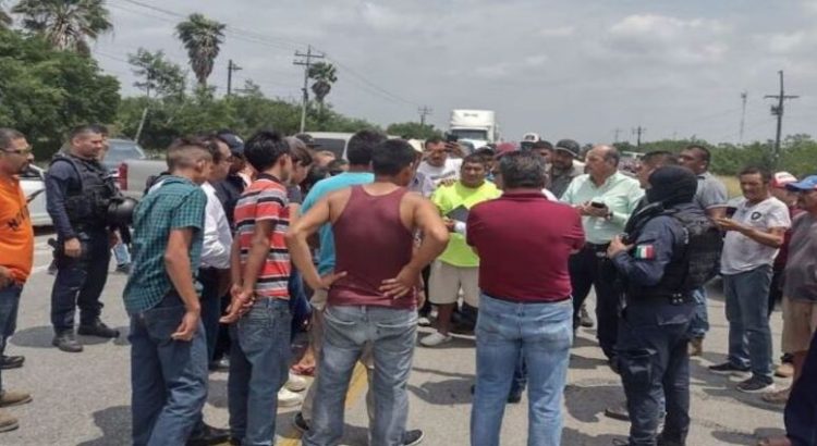 Bloquean carretera en Tamaulipas, “se los llevó la Guardia Nacional”