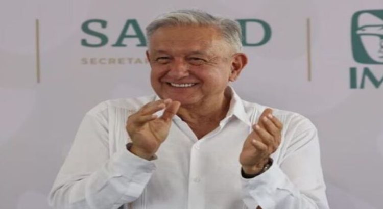 AMLO fustiga el antiguo sistema de seguridad social