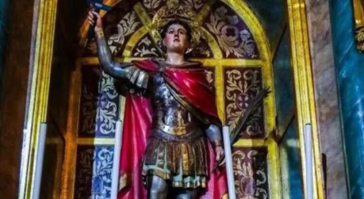 ¿Agobiado por los pendientes y la falta de tiempo? Encomiéndate a «San Expedito»