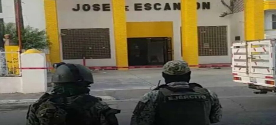 Encuentran una granada en la entrada de la Preparatoria José de Escandón en Reynosa