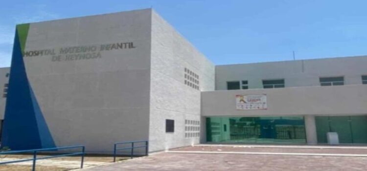 Tras ser ignorada una mujer da a luz en la sala de espera del Hospital Materno Infantil en Reynosa