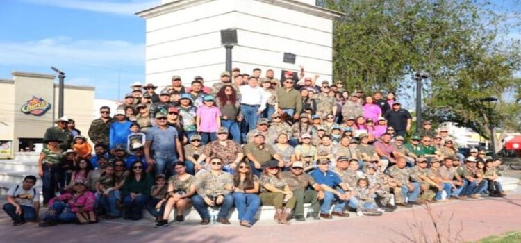 Con un desfile Nuevo Laredo da el banderazo de salida a la temporada de caza