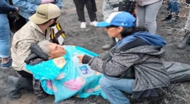 Un adulto mayor de 85 años fue rescatado tras caer en una brecha de Tamaulipas