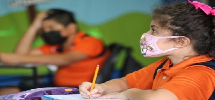 Regresan a clases este 9 de enero con cubrebocas obligado en Tamaulipas