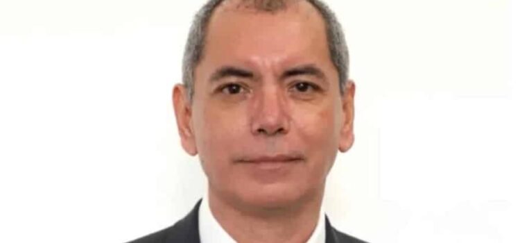 Edgar Amador Zamora toma las riendas de Hacienda