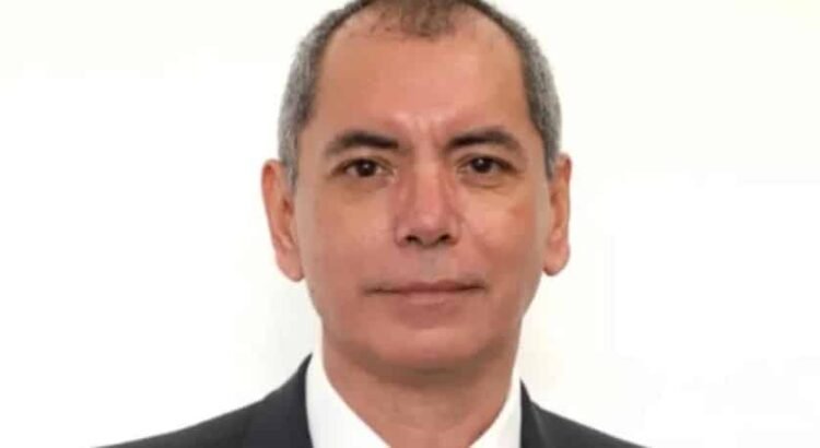 Edgar Amador Zamora toma las riendas de Hacienda