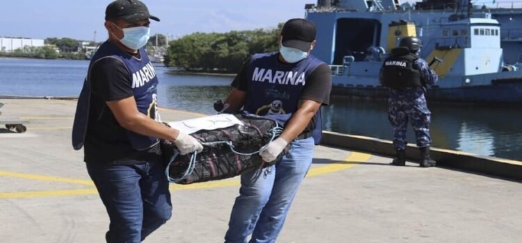 La inteligencia Naval investiga una red de huachicol marítimo