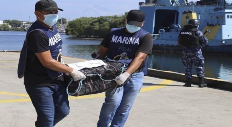 La inteligencia Naval investiga una red de huachicol marítimo