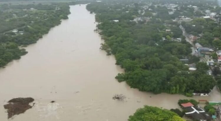 Se emite alerta máxima en el estado de Tamaulipas por desbordamiento de ríos