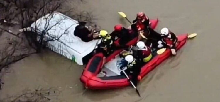 La marina auxilia a población del estado de Tamaulipas por lluvias y las inundaciones