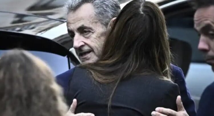 Entra Sarkozy a prisión