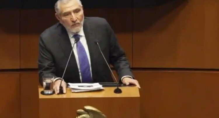 Presentan ante la FGR 37 denuncias en contra de Adán Augusto López Presentan ante la FGR 37 denuncias en contra de Adán Augusto López